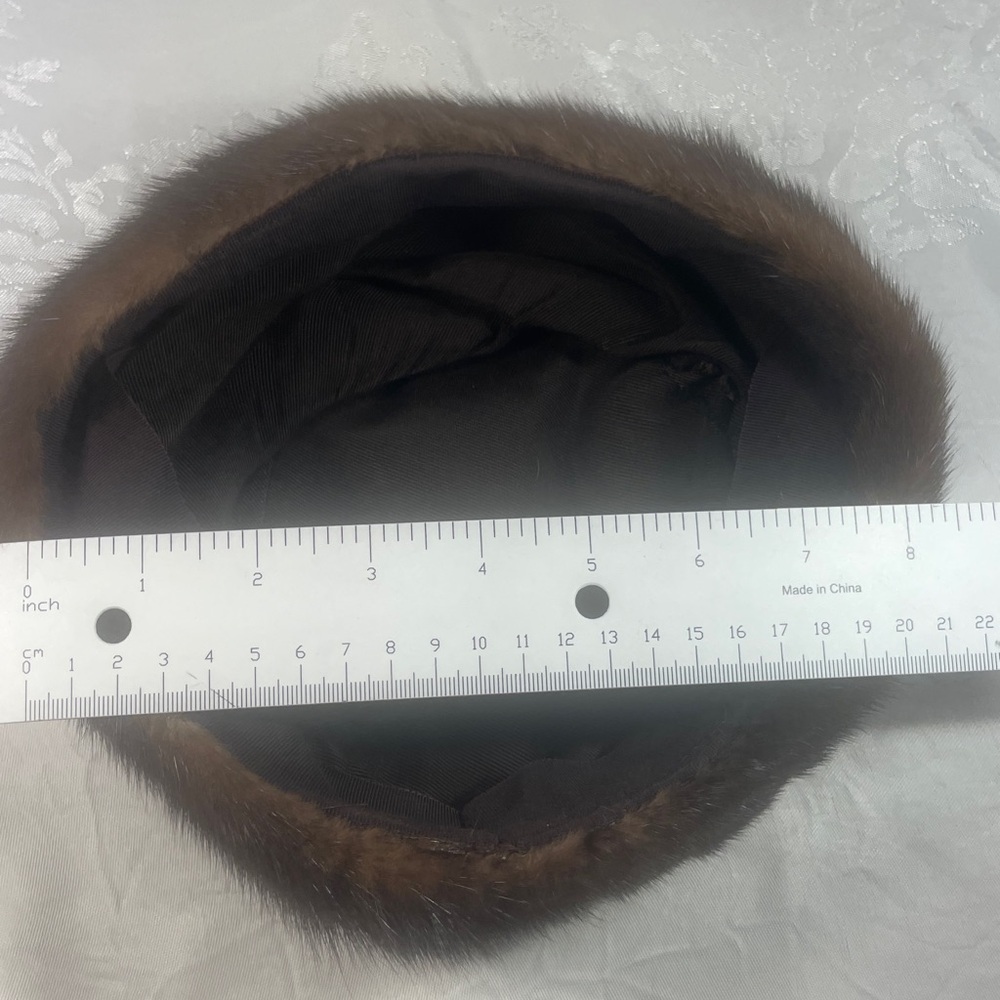 VINTAGE Brown Fur Women's Hat Maybe Mink. No Tags. I small flaw in lining Beret - Picture 6 of 8